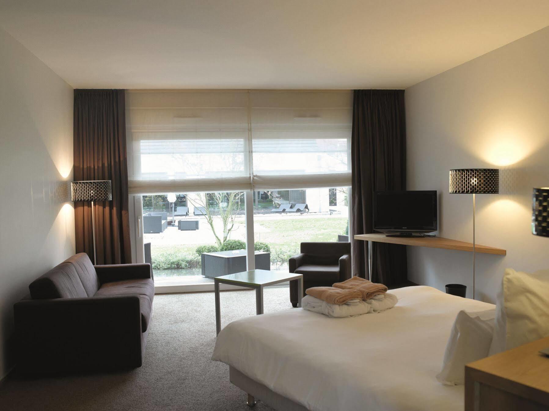 La Source Des Sens (Adults Only) Hotel Morsbronn-les-Bains Екстериор снимка